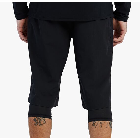 RACE FACE men shorts TRAVERSE black