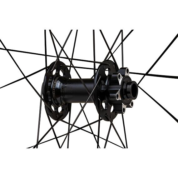 WTB wheel CZR i30 29 110x15mm 28 holes front