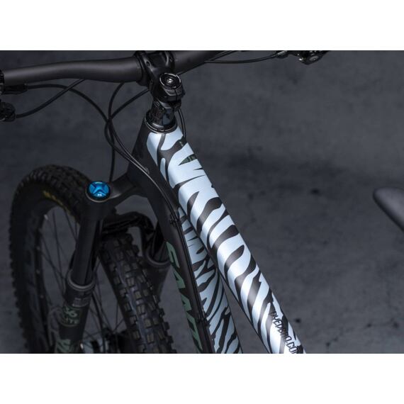 DYEDbro védőfólia Zebra Fehér szőnyeg