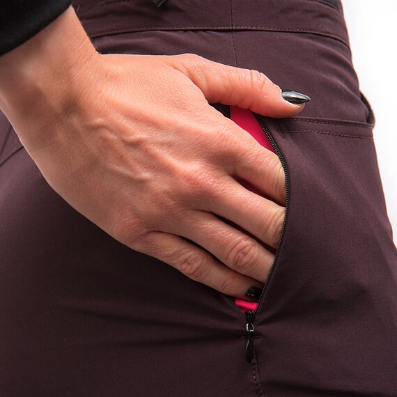 FT WOMEN'S RIDER SHORTS PORT RED