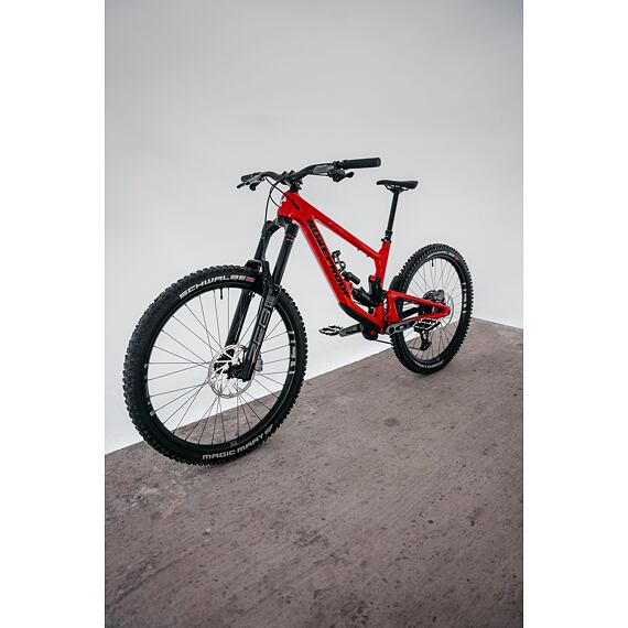 NUKEPROOF GIGA Carbon Pro 290/297 T-GX Red
