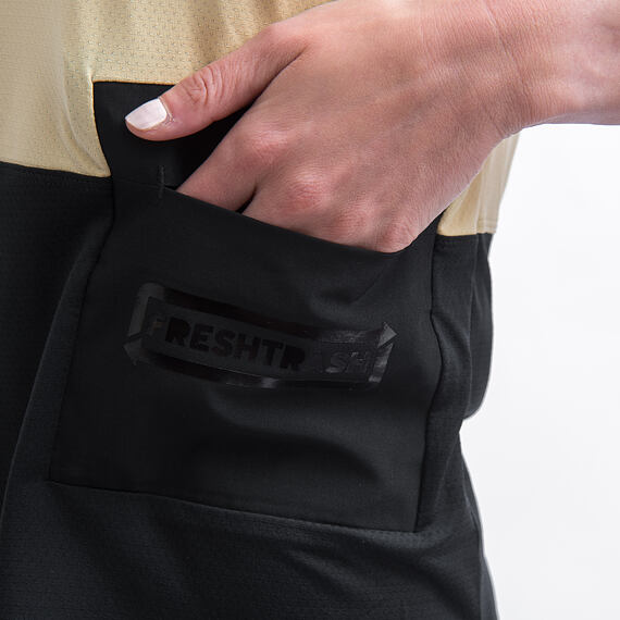 FT WOMEN'S HORIZON POCKET SHORT SLEEVE JERSEY SAND/BLACK