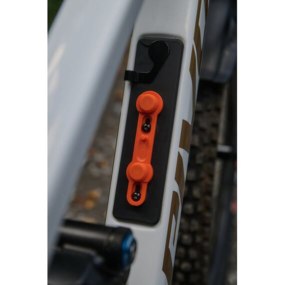 FIDLOCK base for TWIST frame orange