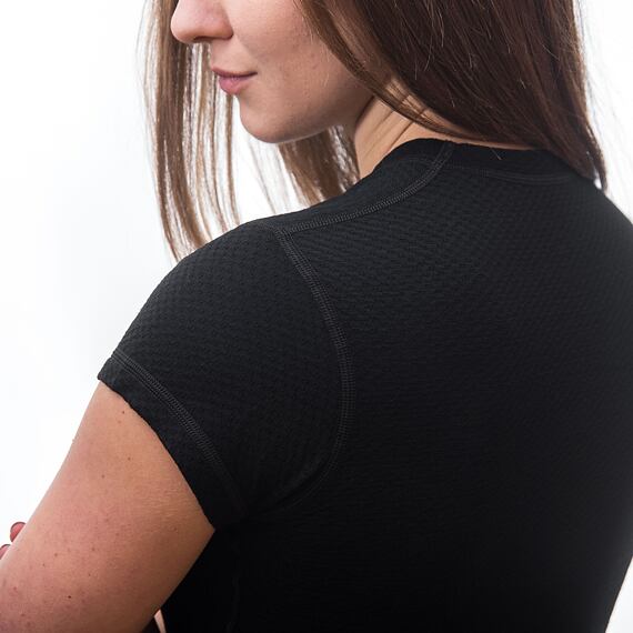 SENSOR MERINO DF WOMEN TEE SS BLK