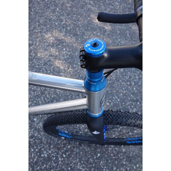 WOLF TOOTH ULTRALIGHT STEM CAP black + 10mm spacer