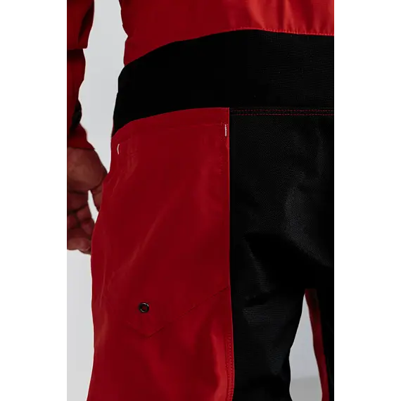 Nepromokavá kombinéza na kolo.