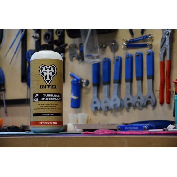 WTB TCS Tubeless Tire Sealant 128oz (3.5 l)