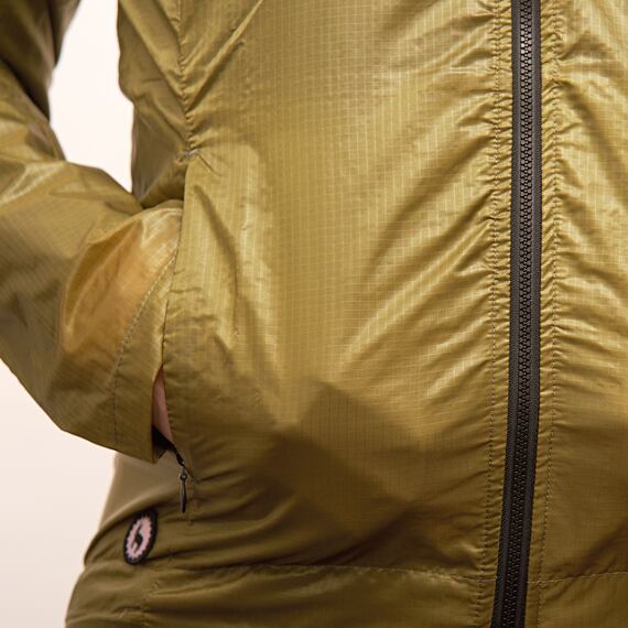 FT MEN'S PARACHUTE JACKET GOLDEN