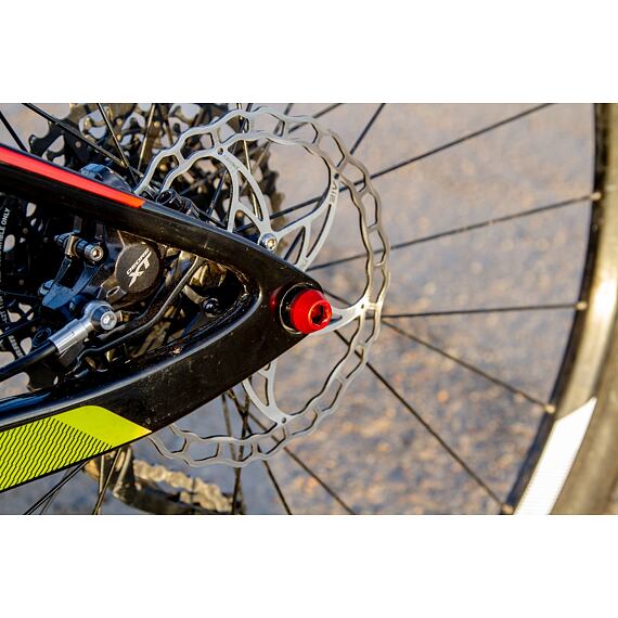 WOLF TOOTH axle cap black