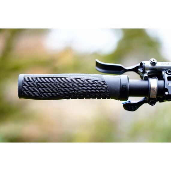 WTB grip CZ CONTROL Single Clamp black