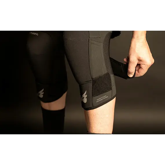 BLUEGRASS knee protection 3STRAPS