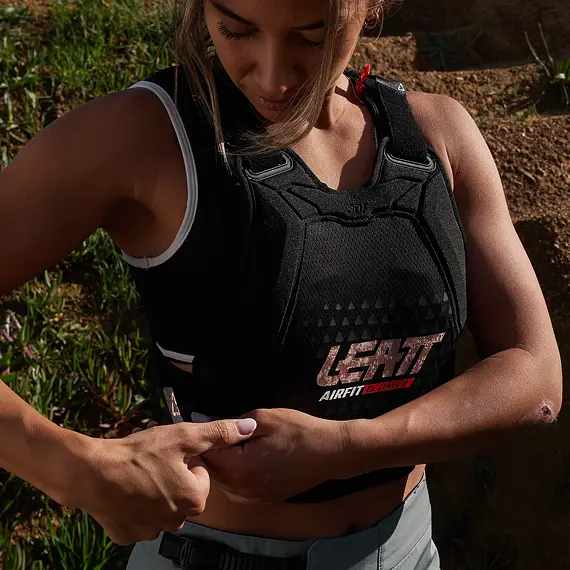 LEATT chest and back protector CHEST PROTECTOR 3DF AIRFIT EVO WOMAN black
