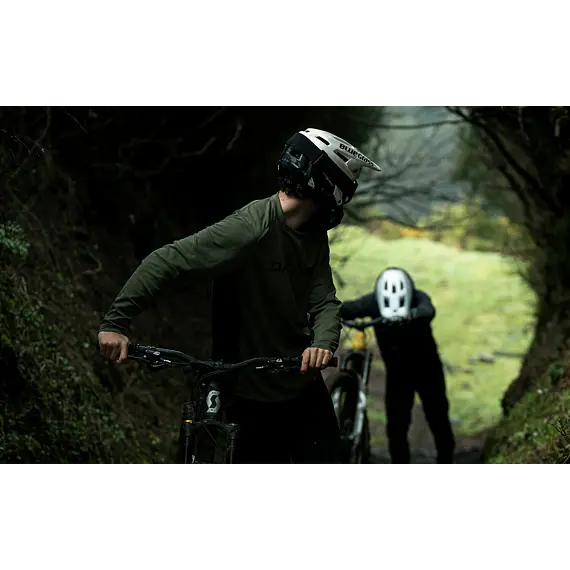 BLUEGRASS helmet VANGUARD CORE MIPS white/black-58/61