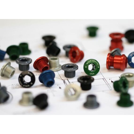 WOLF TOOTH set Chainring Nuts and Bolts black 4 pcs