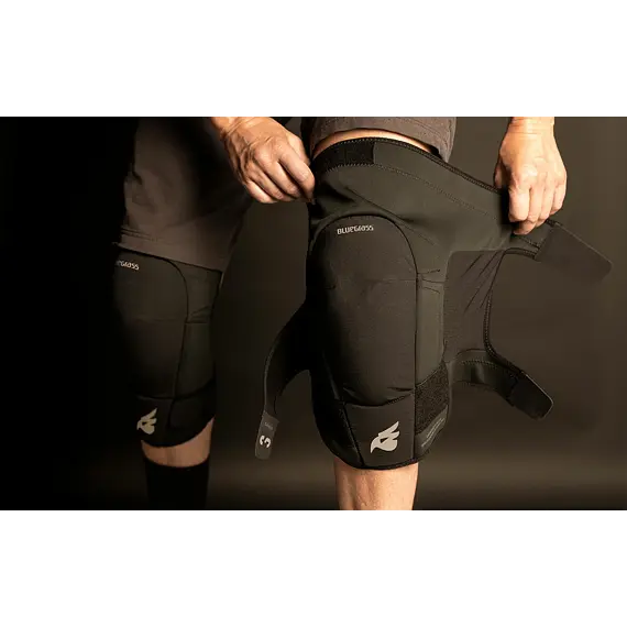 BLUEGRASS knee protection 3STRAPS