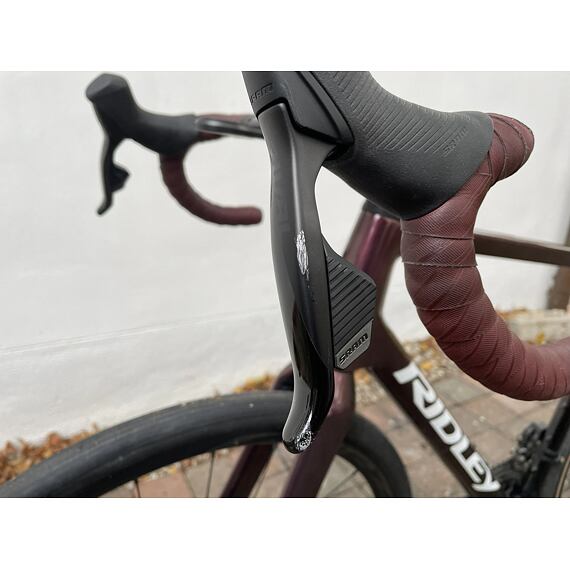 Karbonové all-road kolo Ridley Grifn