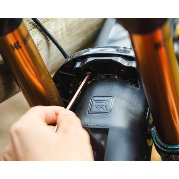 RRP fender ProGuard Bolt-On Front Black Standard v2