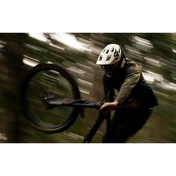 BLUEGRASS helmet VANGUARD CORE MIPS white/black-58/61