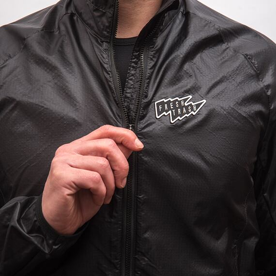 FT MEN'S UP PARACHUTE JACKET TRUE BLACK