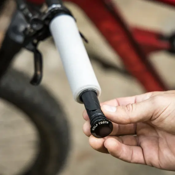 WOLF TOOTH ENCASE Storage Sleeves