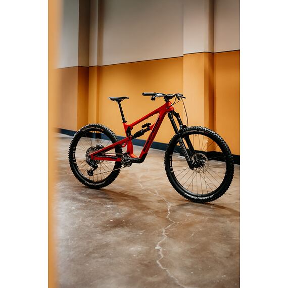 NUKEPROOF MEGA Carbon Pro 290/297 T-GX Red