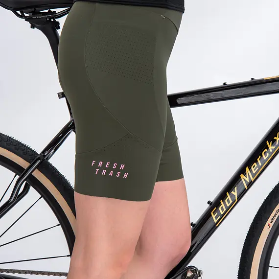FT WOMEN'S  SIGNATURE SHORTS OLIVE GREEN