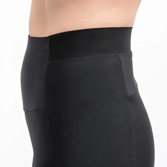 FT WOMEN'S CORE SHORTS BLACK 
