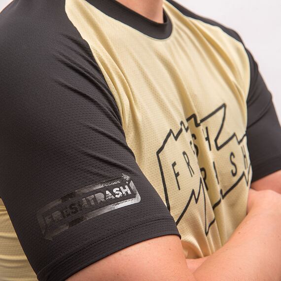 FT MEN'S HORIZON SHORT SLEEVE TEE SAND/BLACK