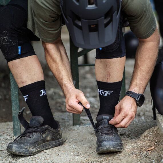 HORSEFEATHERS ponožky JAM LONG black