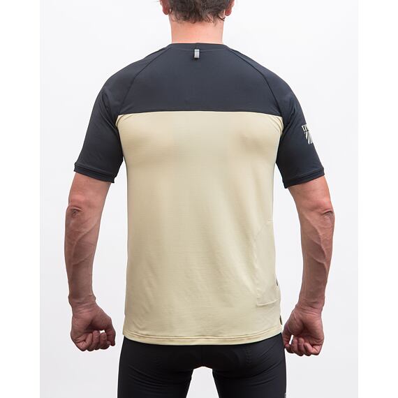 FT MEN'S HORIZON POCKET SHORT SLEEVE JERSEY SAND/BLACK